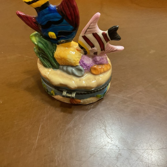 Porcelain Fish/Ocean Trinket, Pill, Jewelry Box. Still Has Original Tag. - Picture 6 of 9
